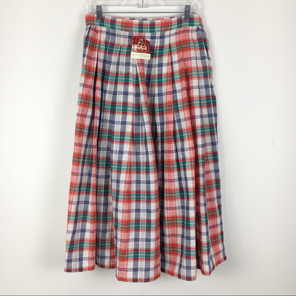 Vintage Dresses & Skirts - Vintage NWT Woolrich 100% Cotton Long Plaid Skirt